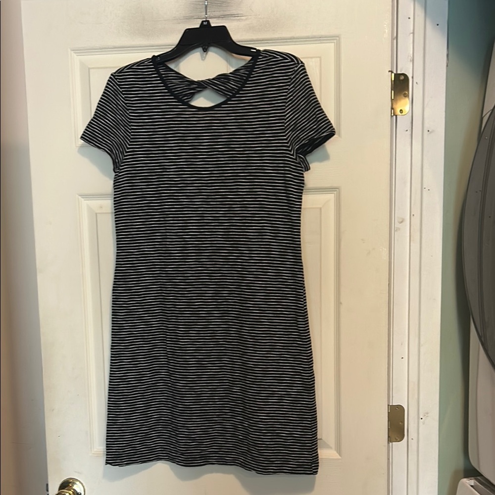 Gap Dress Size Small Black White